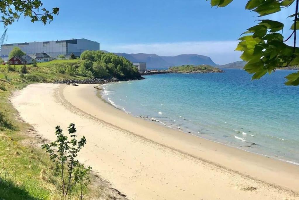 فيلا Charming House In Ulsteinvik With Free Parking المظهر الخارجي الصورة